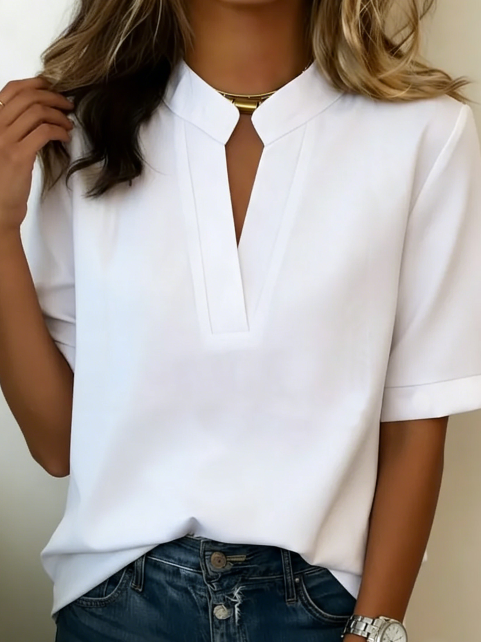 Avery | Relaxed Split-Neck Blouse