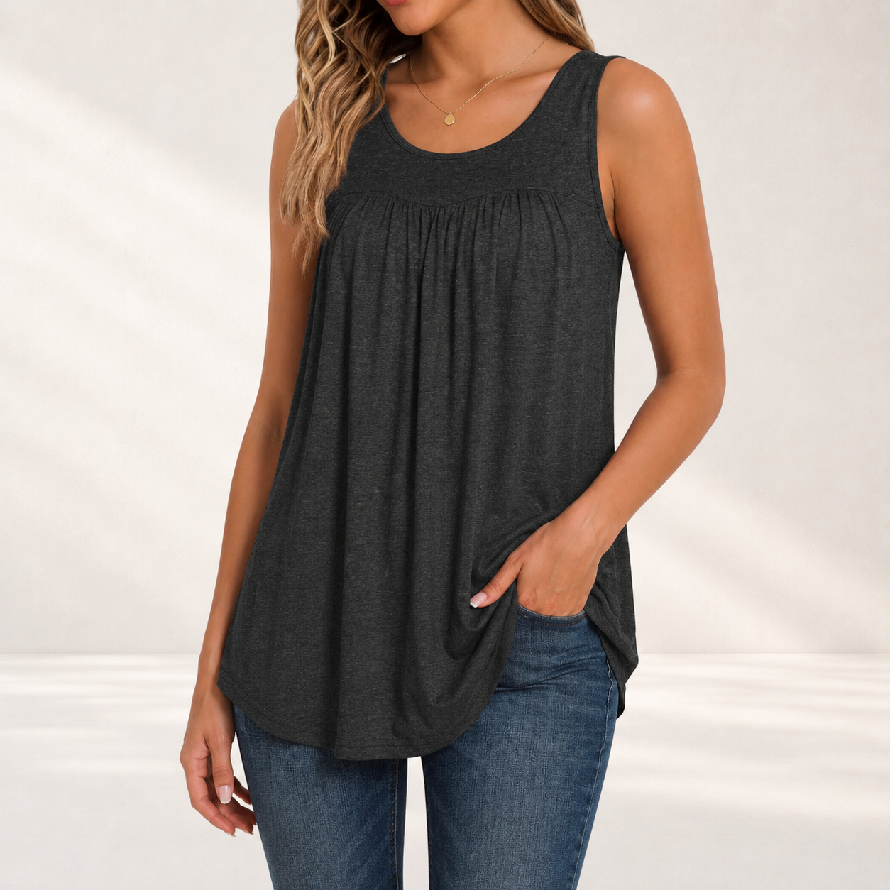 Elva | Relaxed Fit Sleeveless Top